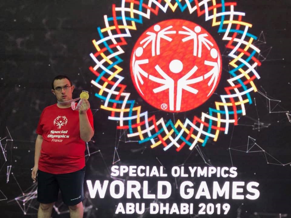 olympics abu dhabi medaille